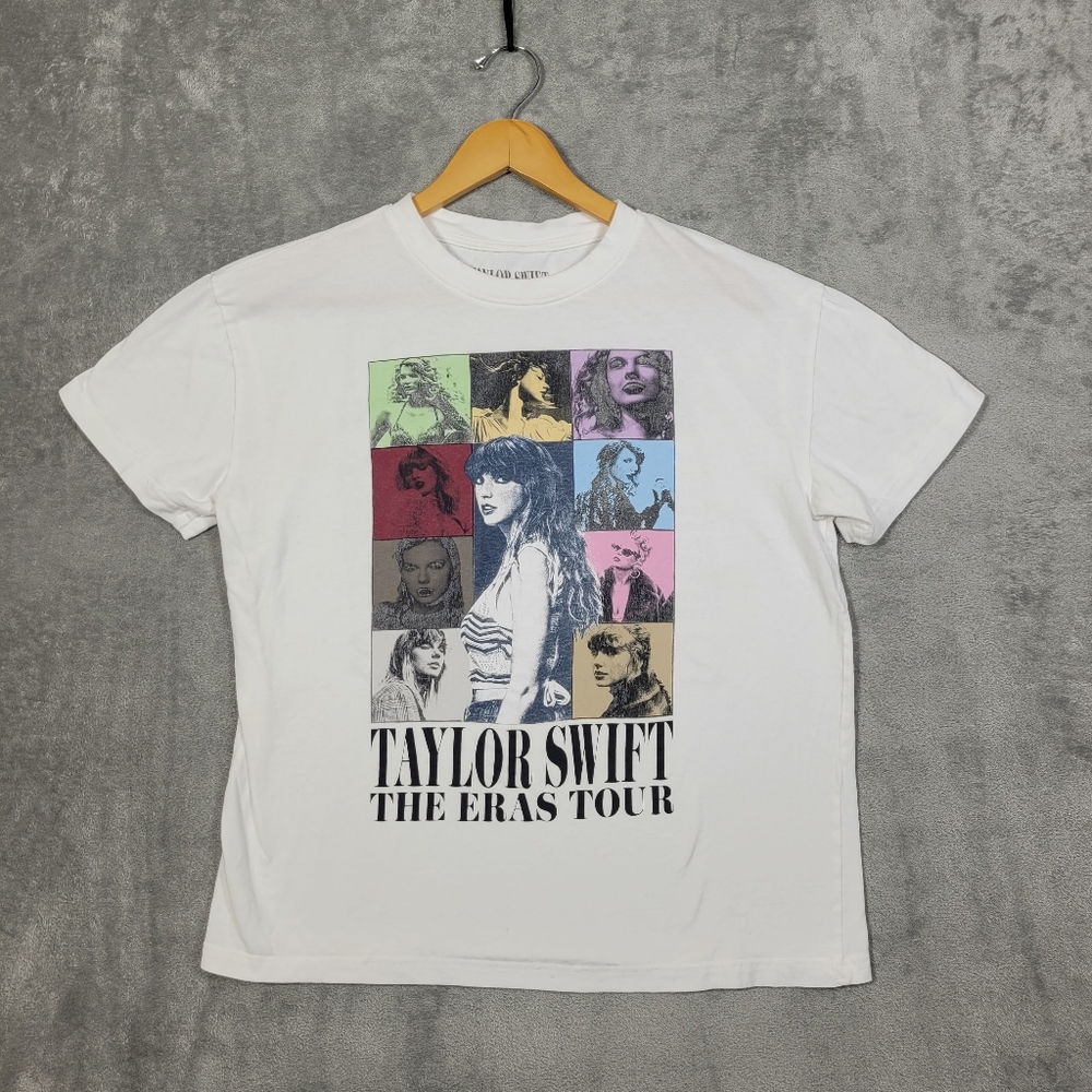 Taylor Swift T shirt Size Medium Eras Tour 2023